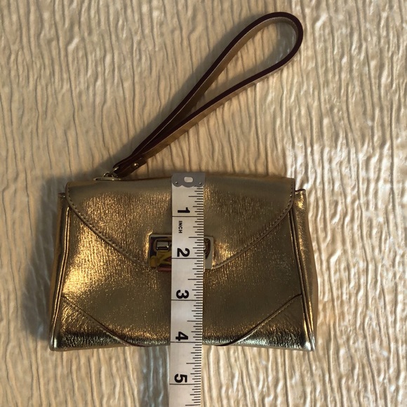 Kate Spade wristlet - Picture 5 of 9
